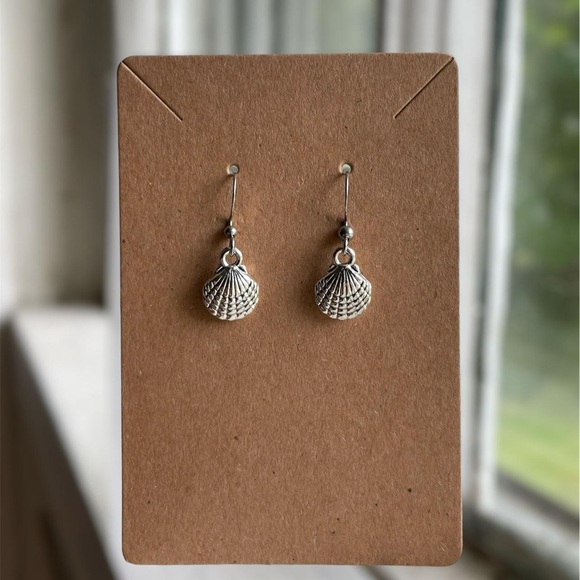 Silver Shell Dangle Earrings - Picture 5 of 5